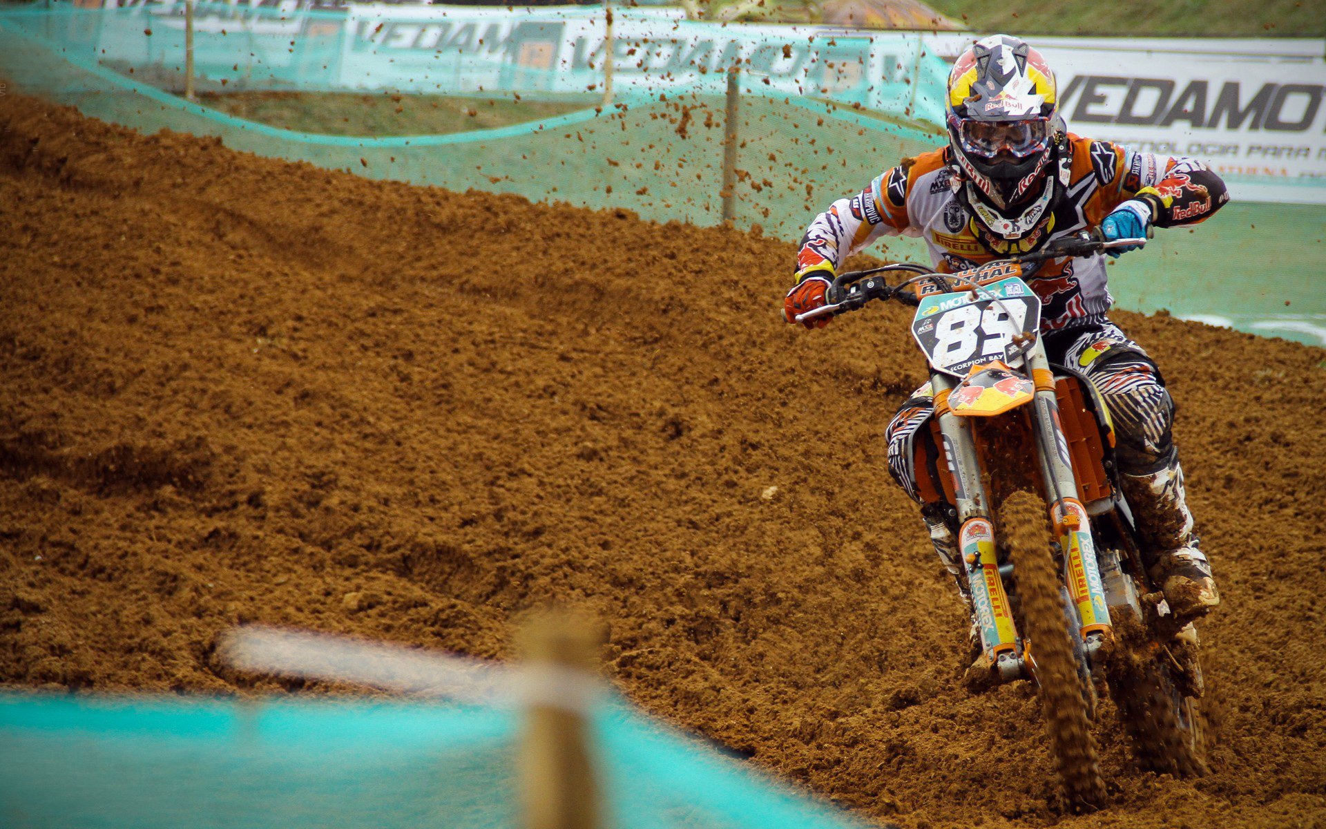 2005年总决赛：圣安东尼奥马刺在对阵西部强敌西雅图超音速的比赛中，以强硬防守获胜，夺得队史第三个冠军。